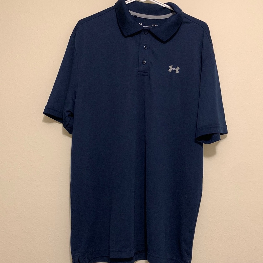 Mens Under Armour heat gear shirt